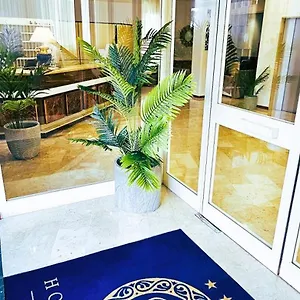 https://palace-masoanris.catania-hotels.net